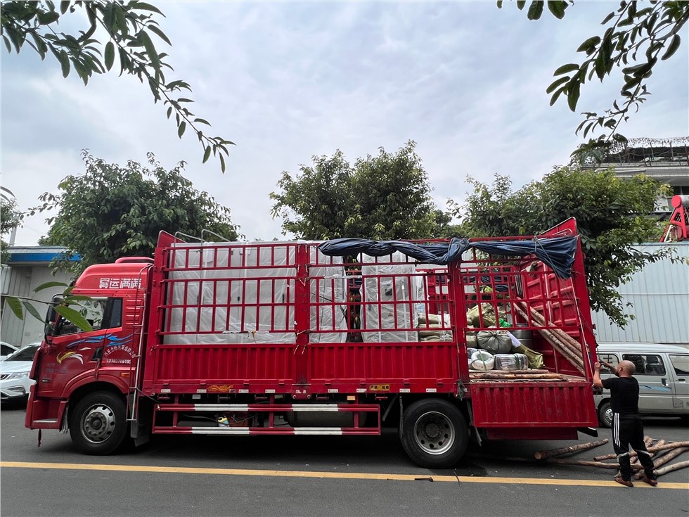 作動器動态性能(néng)試驗台裝車完成(chéng)發(fā)往客戶現場